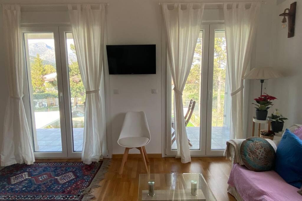 Charming Apartment In Becerril De La Sierra Esterno foto